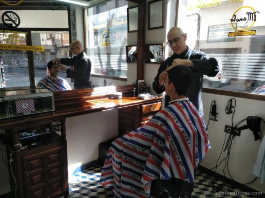 Barbería. Manolo peluquero caballeros - Campeón de Castilla - La Mancha (prótesis capilares), Albacete - Foto 1