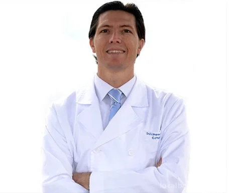 Dr. Enrique Linares Recatalá, Cirugía Plástica y Estética, Andalucía - Foto 4