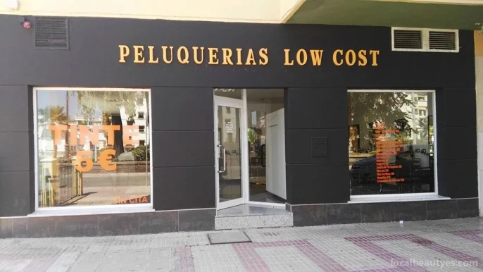 Peluquerias Low Cost Estepona, Andalucía - Foto 4