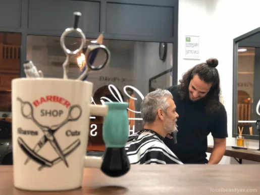 Classic Hair Studio, Andalucía - Foto 1