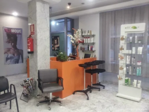 Salón de peluquería y estética Glamour, Andalucía - Foto 2
