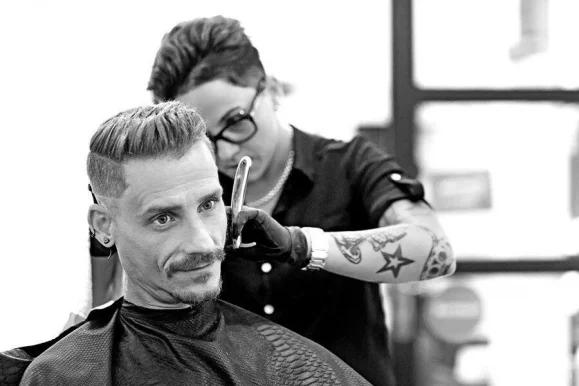 9PM Hairstyle/ Barbershop, Barcelona - Foto 2