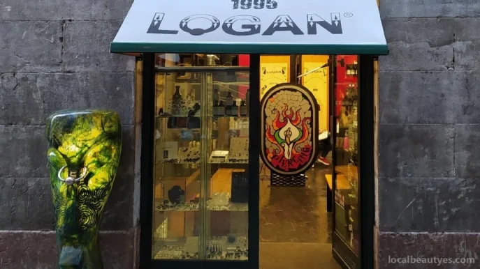 Logan Bodypiercing&peluquería, Bilbao - Foto 1