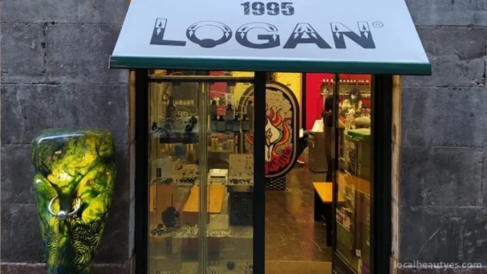 Logan Bodypiercing&peluquería, Bilbao - Foto 2
