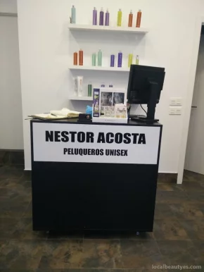 Néstor Acosta Peluqueros Unisex, Bilbao - Foto 3