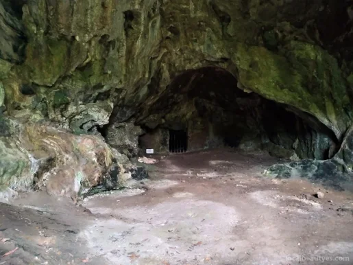 Acceso Cueva Hornos de la Peña, Cantabria - Foto 3