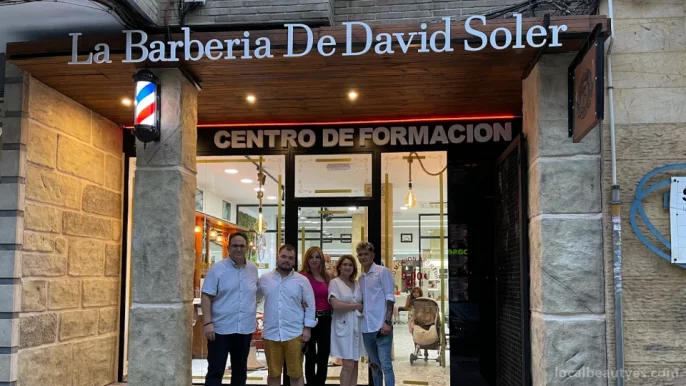 David Soler Peluquería profesional y Academia de Peluquería, Barbería, Cartagena - Foto 3