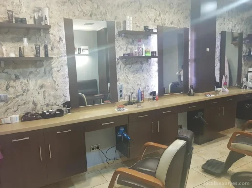 Chiquitín peluquería de caballeros, Castilla-La Mancha - Foto 1