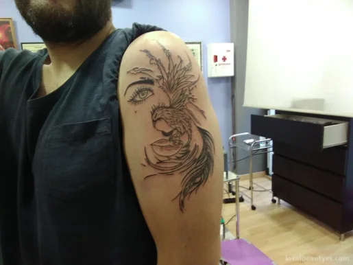 Medusa Tattoo, Castilla y León - Foto 1