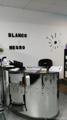 Blanco Y Negro Estilistas, Cataluña - Foto 4