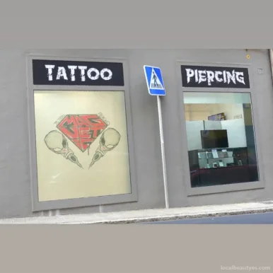 Meet Tattoo Piercing, Cataluña - Foto 2