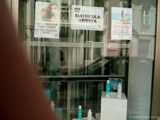 C&C ACADEMIA CASANOVA. Academia de Peluquería, Barbería y Estética., Cataluña - Foto 2