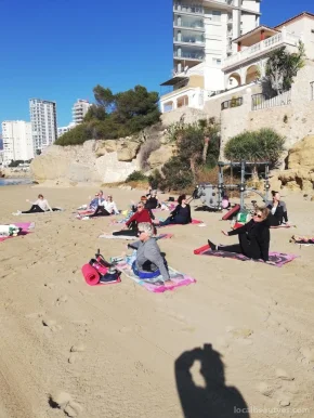 Beach Yoga On Playa Cantal Roig, Comunidad Valenciana - Foto 3
