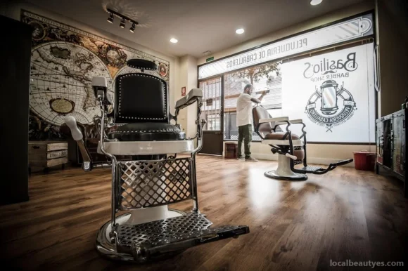 Basilio's Barber Shop, Extremadura - Foto 2