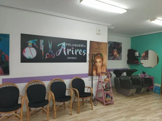 Arires peluquería unisex, Extremadura - Foto 4