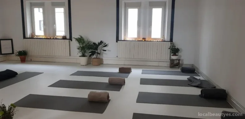 Elas yoga studio, Galicia - Foto 4