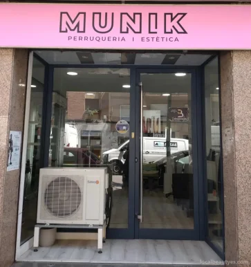 Munik, perruqueria., Hospitalet de Llobregat - Foto 2