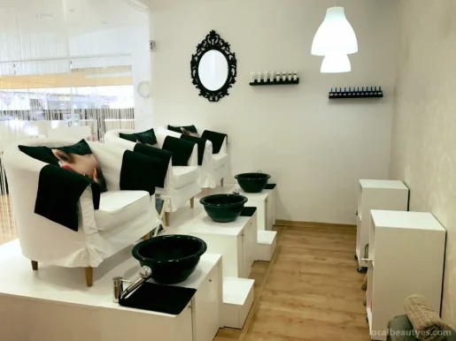 Manicure Salon, Lérida - Foto 2