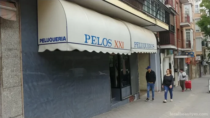 Pelos XXI Peluqueros, Madrid - Foto 2