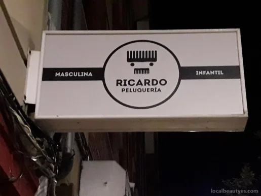 Peluqueria RICARDO, Oviedo - Foto 2