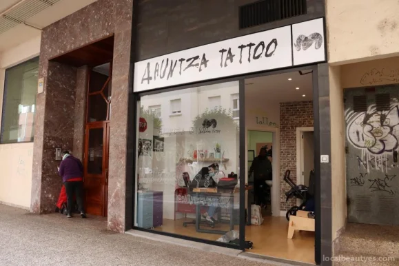 Estudio de tattoos y piercing Ahuntza Tattoo, País Vasco - Foto 2