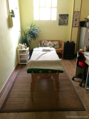 Centro de masajes y Apiterapia en Gernika-Aberaska, País Vasco - Foto 3