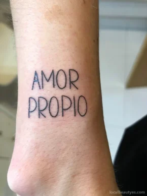 Calipso Tattoo & Piercing Vigo, Vigo - Foto 3